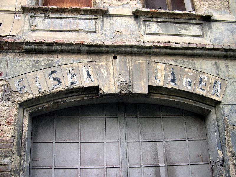 Tschechien-Zatec, 12.10.2006 (1).JPG - Eisen-Lager